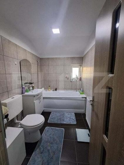 Casă cu 4 camere cu Canalizare în IAR