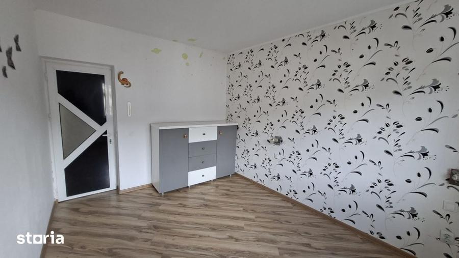 Apartament cu 3 camere în Ștefănești