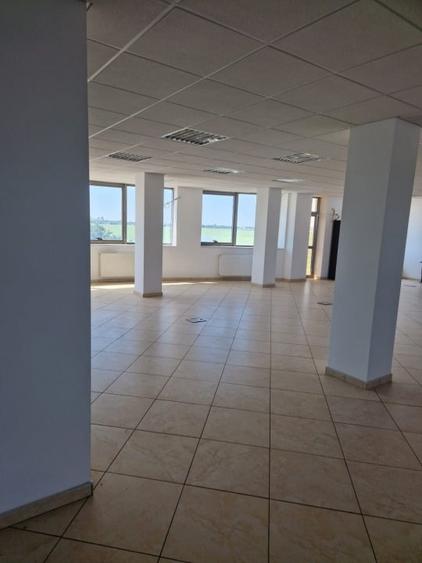 Birou, de 200 mp, în Berceni