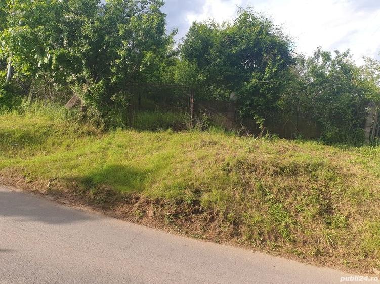 Teren de 1861 mp, în Central