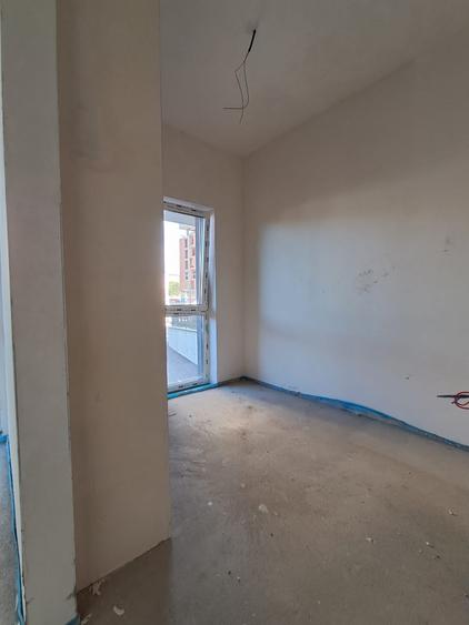 Apartament cu 3 camere în Florești