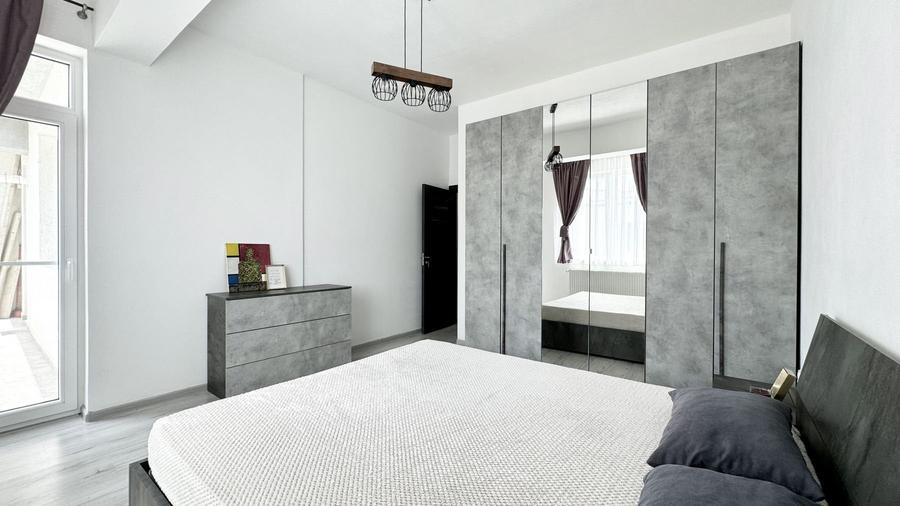 Apartament cu 2 camere decomandat, mobilat în Theodor Pallady