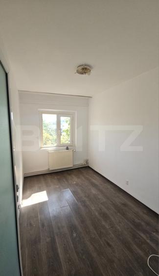 Apartament cu 3 camere decomandat, mobilat în Țiglina 3
