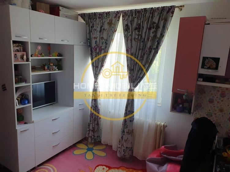 Apartament cu 3 camere decomandat, mobilat în Mircea cel Bătrân