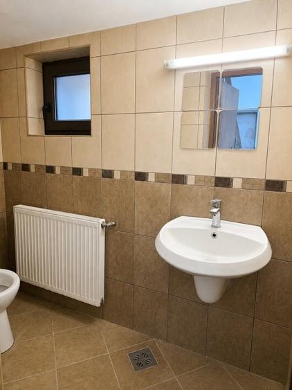 Spațiu comercial, de 90 mp, în Central