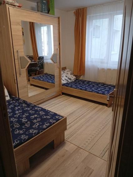 Apartament cu 2 camere semidecomandat în Micro 1