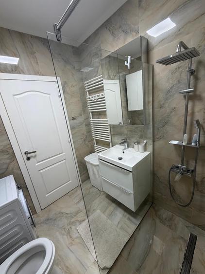 Apartament cu 2 camere decomandat în Lujerului
