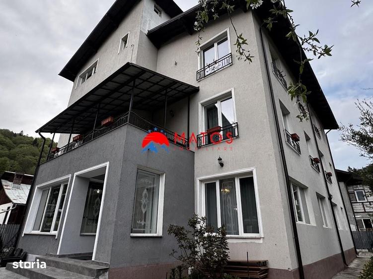 Casă cu 4 camere în Central