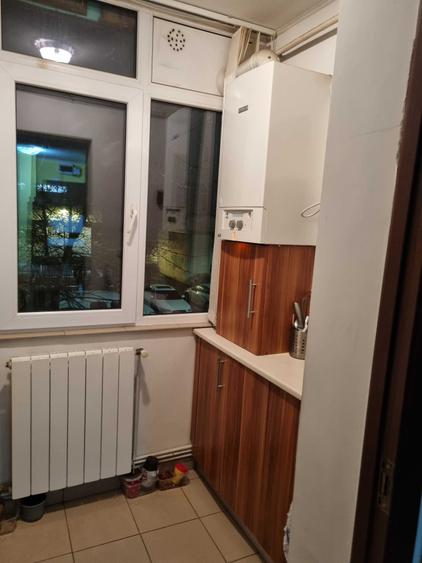Apartament cu 3 camere decomandat în Popa Șapcă