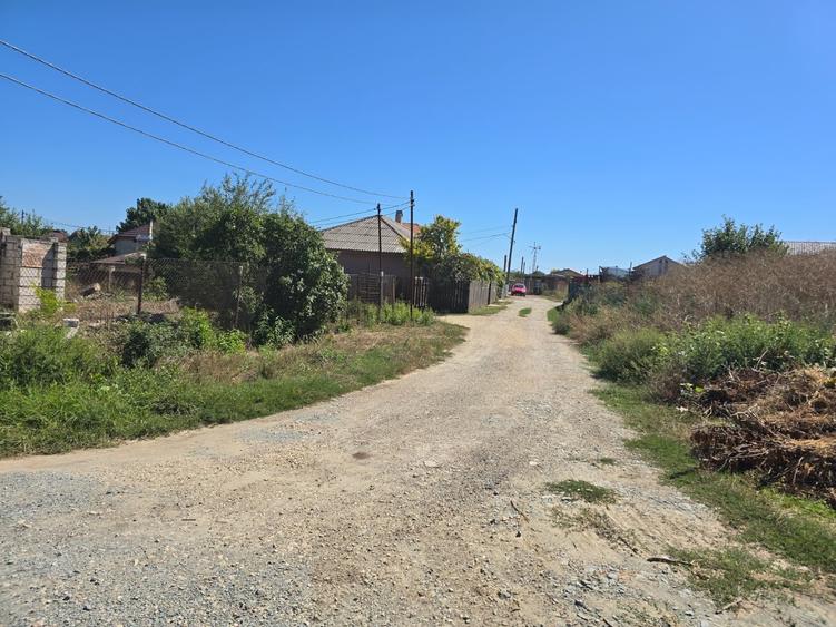 Teren Construcții intravilan de 400 mp, în Agigea