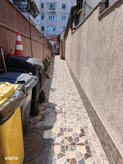 Casă cu 3 camere cu Teren 142 Mp în Tomis II