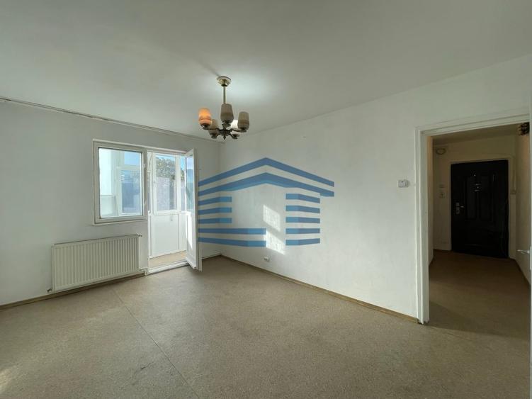 Apartament cu 3 camere decomandat în Bartolomeu