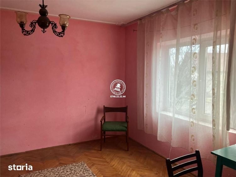 Casă cu 5 camere cu Teren 931 Mp în Movileni
