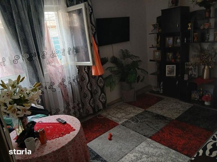 Vand apartament 2 camere - 1