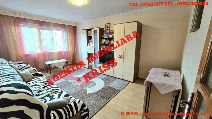 Apartament cu 3 camere decomandat în Exercițiu
