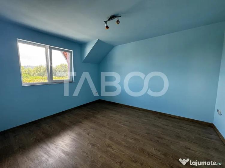 Casă cu 7 camere cu Teren 250 Mp în Central