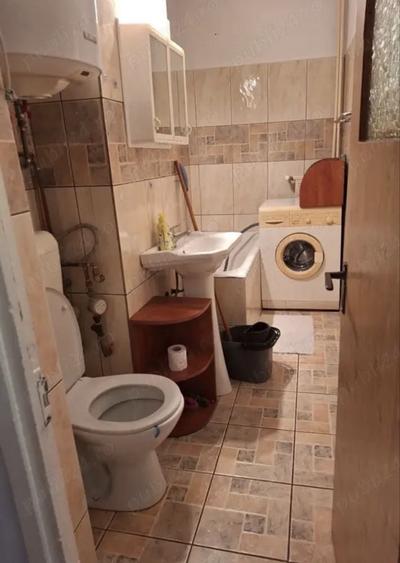 Garsonieră decomandată în 13 Septembrie