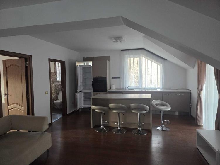 Apartament cu 2 camere decomandat în Spitalul Județean