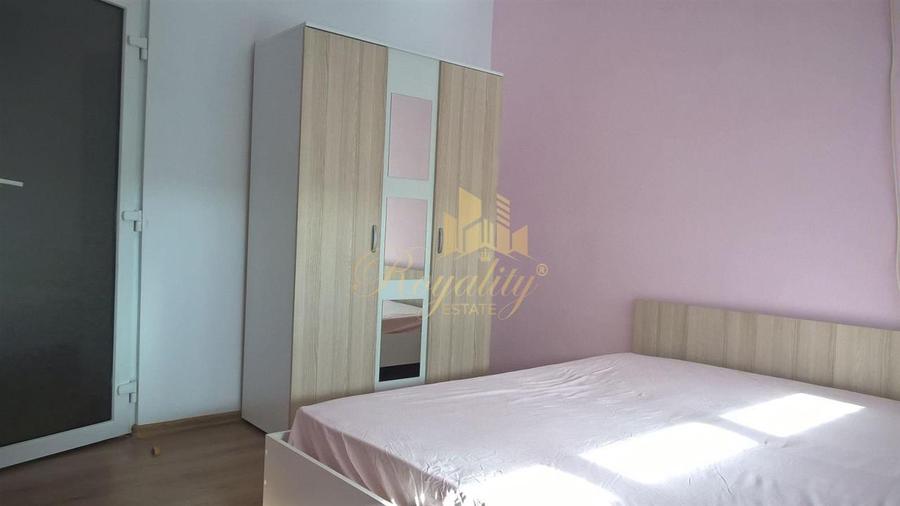 Apartament cu 3 camere decomandat, mobilat în Complex Studențesc