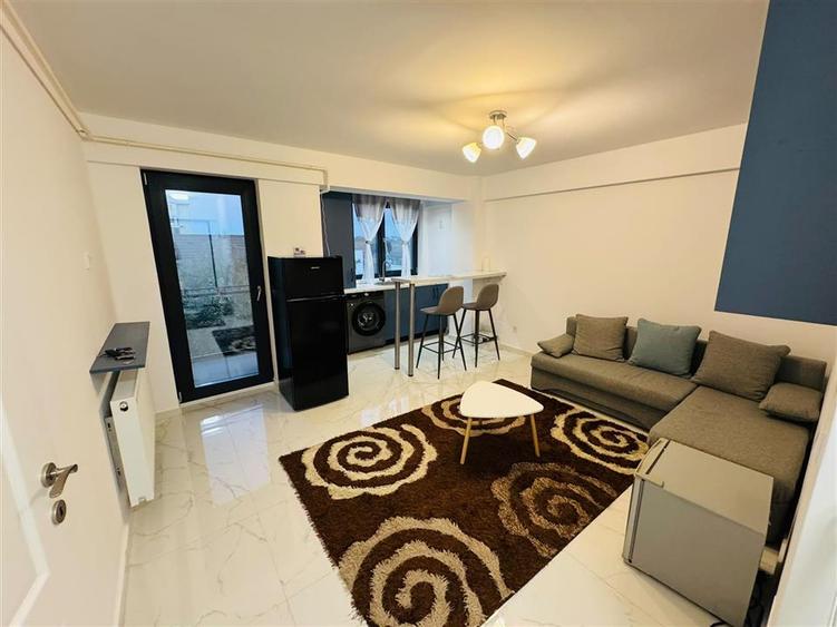 Apartament cu 2 camere decomandat în Hlincea