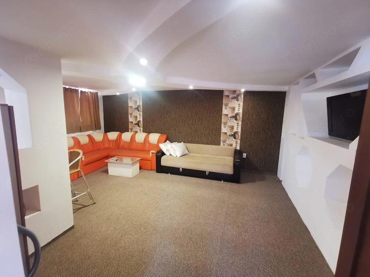 Casă cu 7 camere cu Teren 257 Mp în Sud
