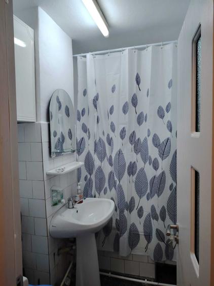 Apartament cu 2 camere decomandat în Ostroveni