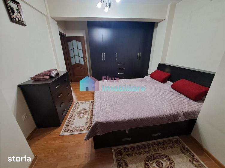 Apartament cu 4 camere decomandat în George Enescu