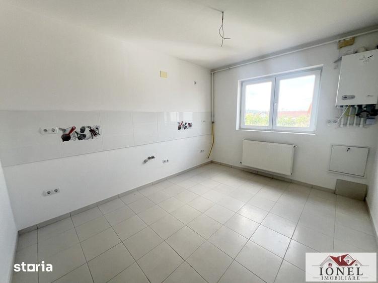 Apartament trei camere Sebes-Petresti - 8