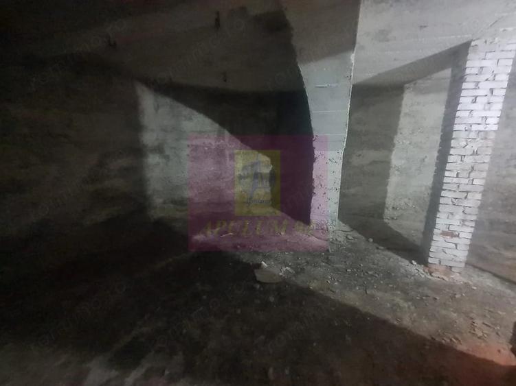 Casă cu 4 camere cu Teren 332 Mp în Central