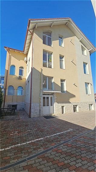 Birou, de 550 mp, în Bună Ziua