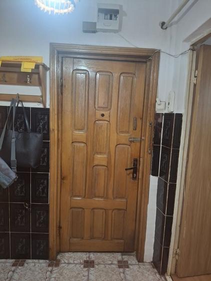 Apartament cu 2 camere semidecomandat în Exterior Vest