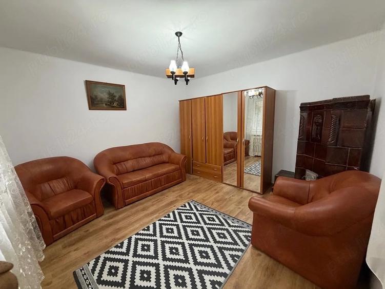 Casă cu 4 camere cu Teren 700 Mp în Central
