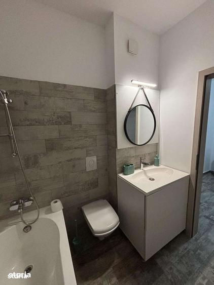 Apartament cu 2 camere în Apărătorii Patriei