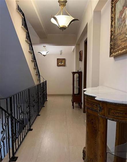 Duplex cu 7 camere cu Canalizare în Iancu Nicolae