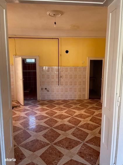 Casă cu 2 camere în Semicentral