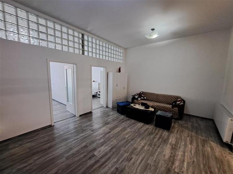 Apartament cu 3 camere, 74 mp utili, situat in zona Ultracentrala! - 2