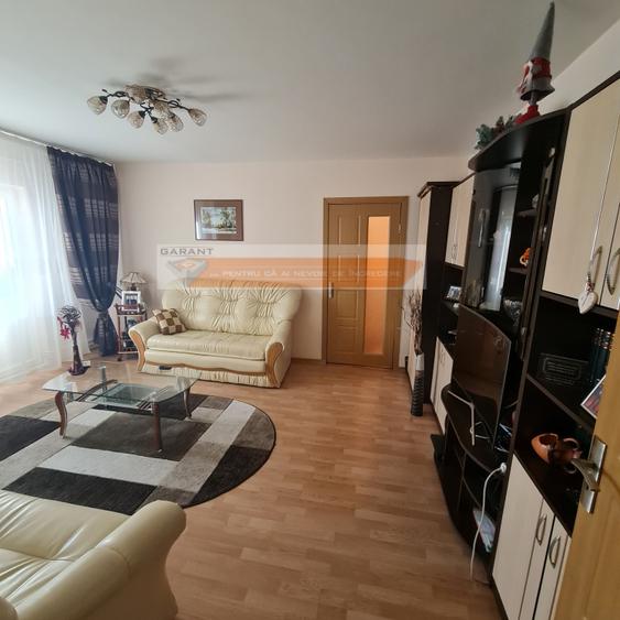 Apartament cu 2 camere semidecomandat în Găvana 3