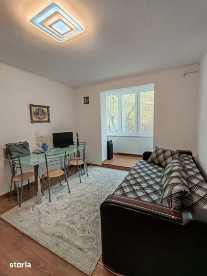 Apartament cu 2 camere semidecomandat în Săsar