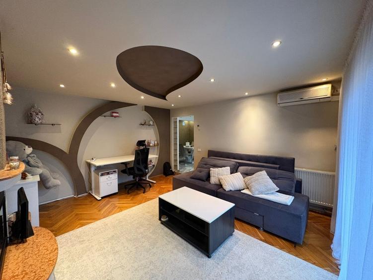 Apartament cu 4 camere, mobilat în Mărăști