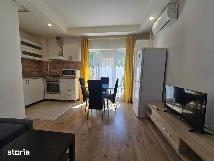 Apartament cu 2 camere semidecomandat în Ștefăneștii de Jos