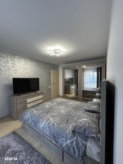 Apartament cu 3 camere decomandat în Negru Vodă