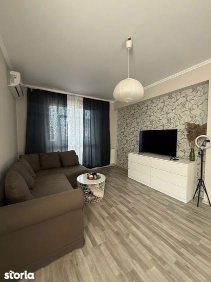 Apartament cu 2 camere, mobilat în Central