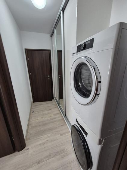 Apartament cu 3 camere semidecomandat în Națiunile Unite