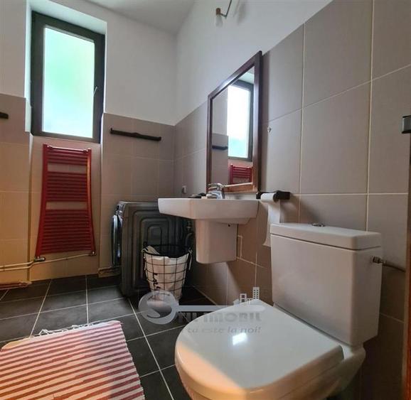 Casă cu 2 camere cu Teren 70 Mp în Copou