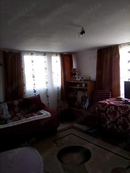 Casă cu 3 camere în Muncitoresc