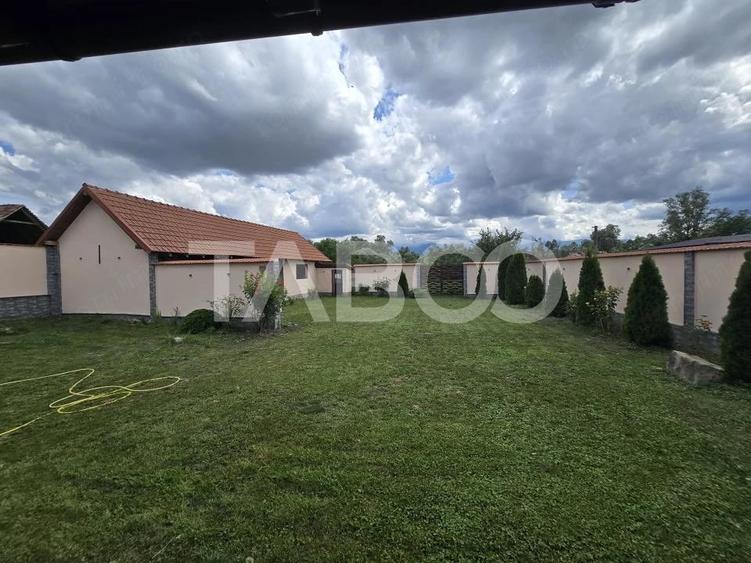 Casă cu 3 camere cu Teren 1255 Mp în Colun