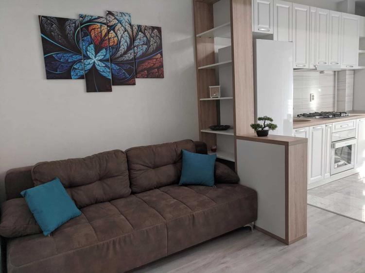 Apartament cu 2 camere decomandat în Cârlig