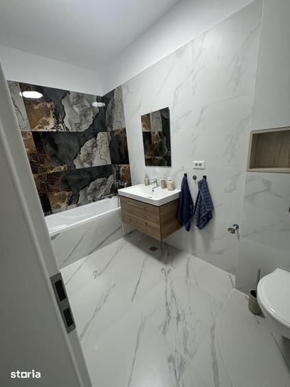 Apartament cu 3 camere decomandat în Nord