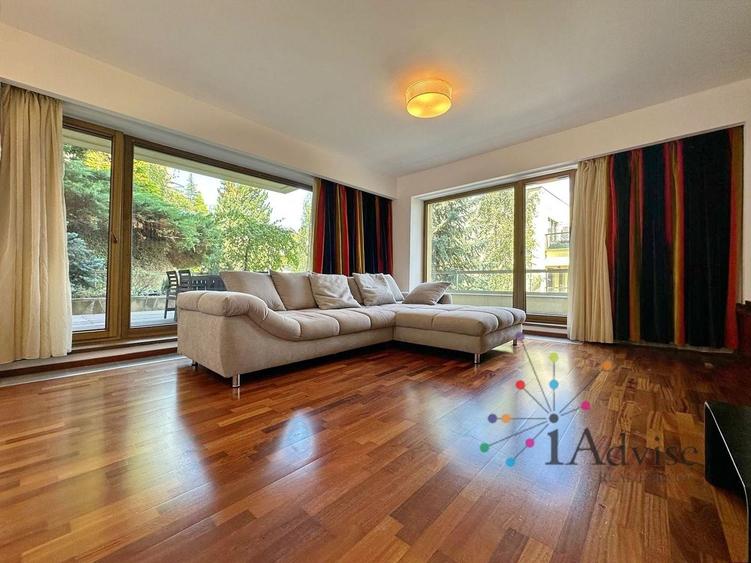 Apartament cu 3 camere decomandat, mobilat în Drumul Poienii