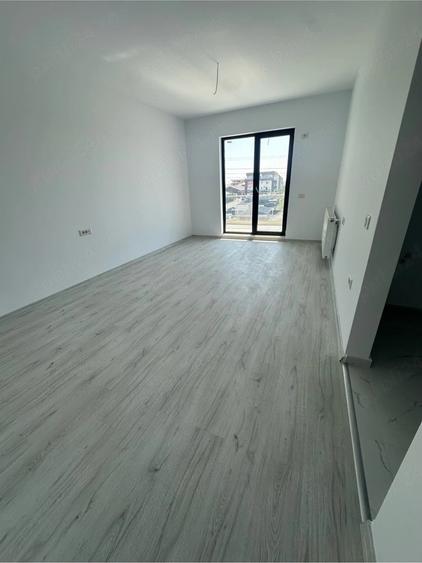 Apartament cu 2 camere decomandat în Dobroești